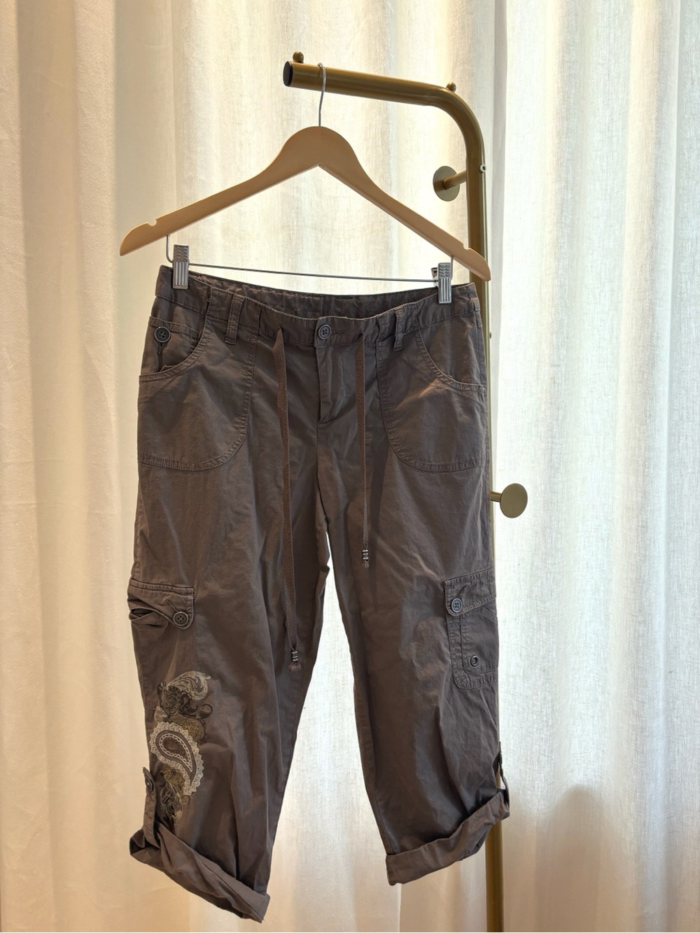 Style & Co Petite Embroidered Cargo Capri Pants in Brown Size 8P